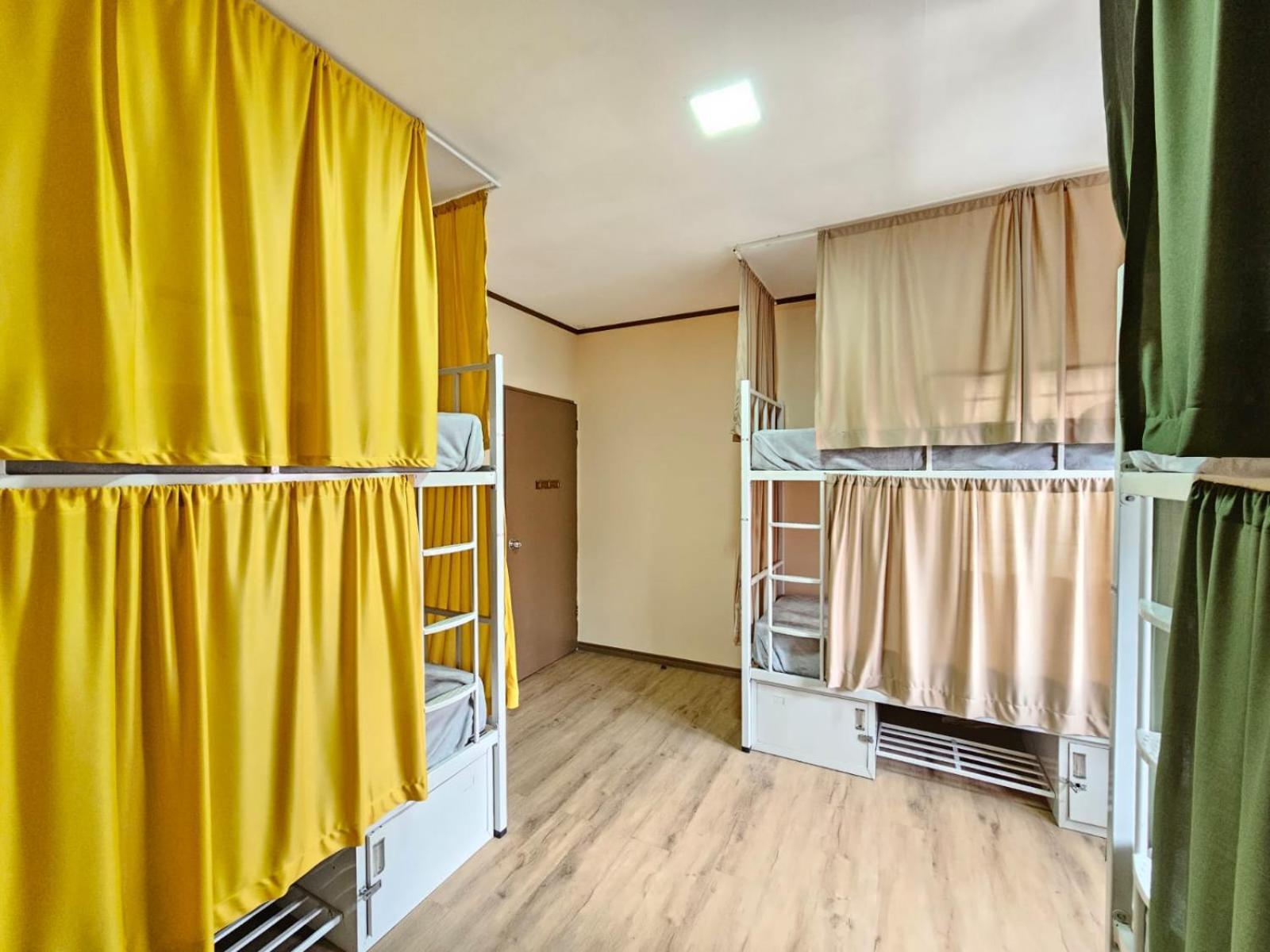 Hostel La Cali Inn San José Exteriör bild